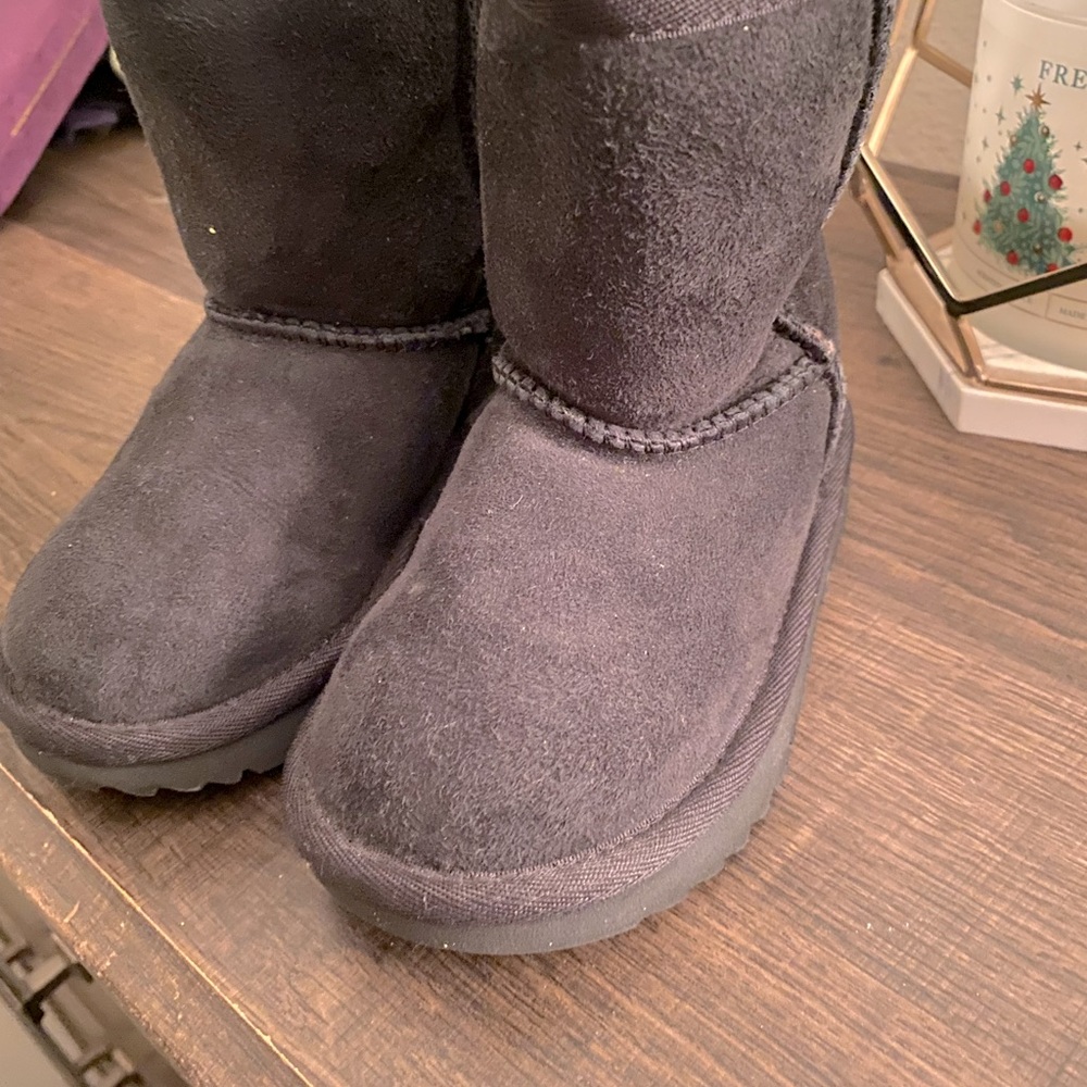 Girls UGGS